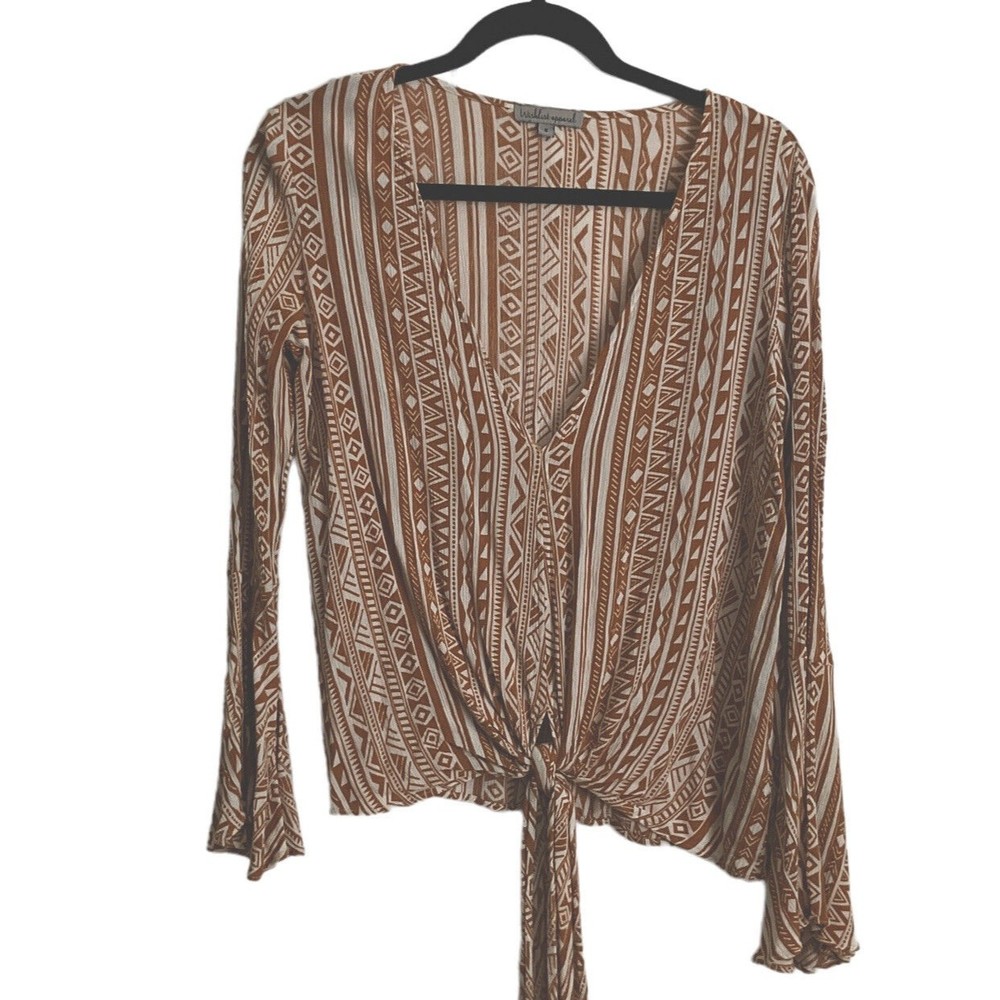 Wishlist Apparel Womans Small Boho Rayon Blouse Pullover Style Twist Knot Front